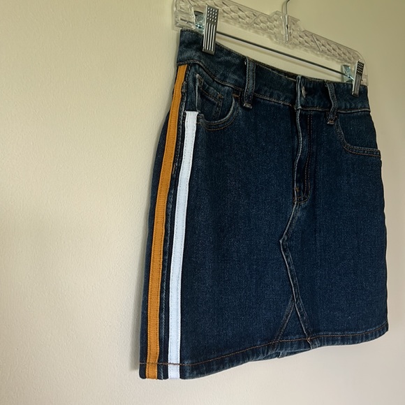 Pacsun jean skirt, size 25 - Picture 2 of 5